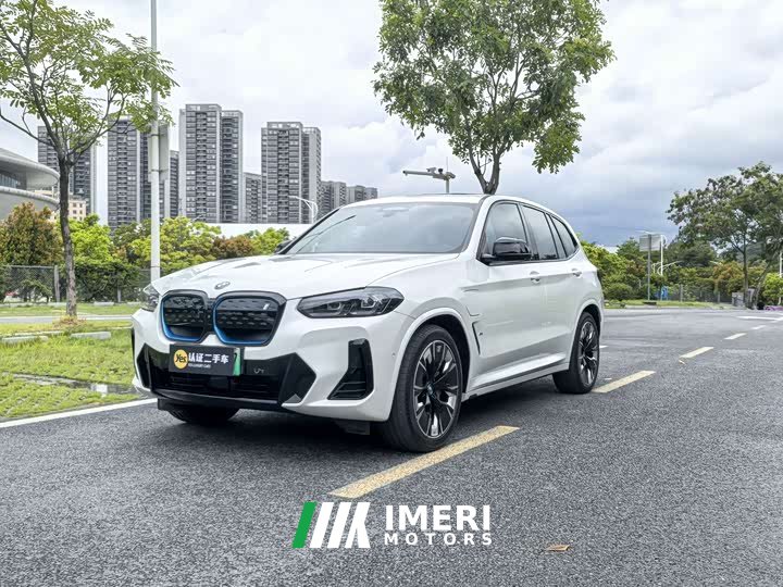 BMW iX3 Leadership Edition - ავტომობილი ჩინეთიდან