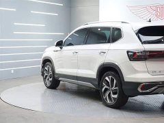 Volkswagen Touareg 300TSI FWD Full Moon Edition - ფოტო 5