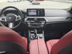 BMW 5 Series 530Li Premier M Sport Package - ფოტო 4