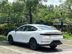 BYD Qin PLUS DM-i 128KM Entry-Level - ფოტო 14