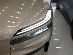 Nio Lerado L90 Max Six-Seater - ფოტო 3