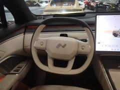 Nio Lerado L90 Max Six-Seater - ფოტო 8