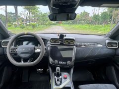 Lynk & Co Geely Lynk & Co 03 2.0T Automatic Wind Control Edition - ფოტო 10