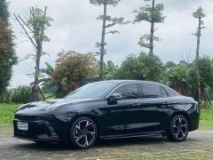 Lynk & Co Geely Lynk & Co 03 2023 1.5T DCT Pro - ფოტო 1