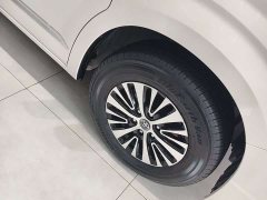 Toyota HIACE 2024 3.5L Automatic - ფოტო 4