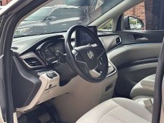 Buick GL8 Land Official Business Class 652T Comfort Edition - ფოტო 10