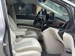 Buick GL8 Land Official Business Class 652T Comfort Edition - ფოტო 18