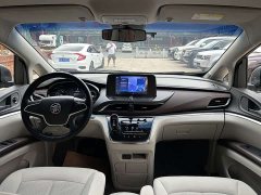 Buick GL8 Land Official Business Class 652T Comfort Edition - ფოტო 20