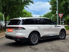 Lincoln Aviator 3.0T V6 AWD Elegant Cruise Edition 7-Seater - ფოტო 4