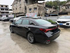 Toyota Avalon 2.0L Luxury - ფოტო 3