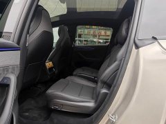 Tesla Model Y Long Range All-Wheel Drive - ფოტო 5