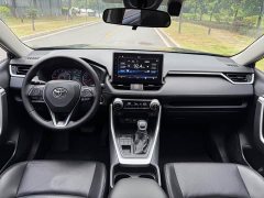 Toyota Venza 2.0L CVT AWD Luxury - ფოტო 6
