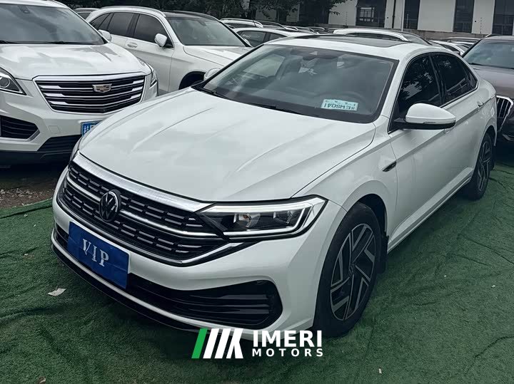 Volkswagen Sagitar 200TSI DSG Flying Edition - ავტომობილი ჩინეთიდან