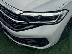 Volkswagen Sagitar 200TSI DSG Flying Edition - ფოტო 5