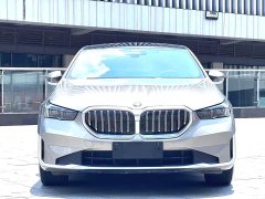 BMW 5 Series 530Li Premier M Sport Package - ფოტო 2