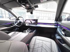 BMW 5 Series 530Li Premier M Sport Package - ფოტო 7