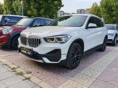 BMW X1 sDrive20Li Fashion Edition - ფოტო 1