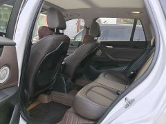BMW X1 sDrive20Li Fashion Edition - ფოტო 10