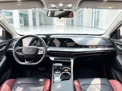Changan Eado PLUS Blue Whale NE 1.4T GDI DCT Luxury - ფოტო 4
