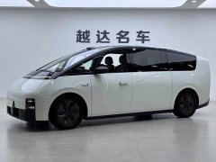 Li Auto MEGA Home Family Edition - ფოტო 1