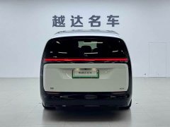 Li Auto MEGA Home Family Edition - ფოტო 17