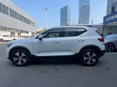 Volvo XC40 2025 B3 Smart Luxury Edition - ფოტო 4