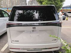 Buick GL8 2025 Land Executive Cabin Smart Enjoyment Edition - ფოტო 4