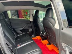 Tesla Model Y Rear-Wheel Drive - ფოტო 14