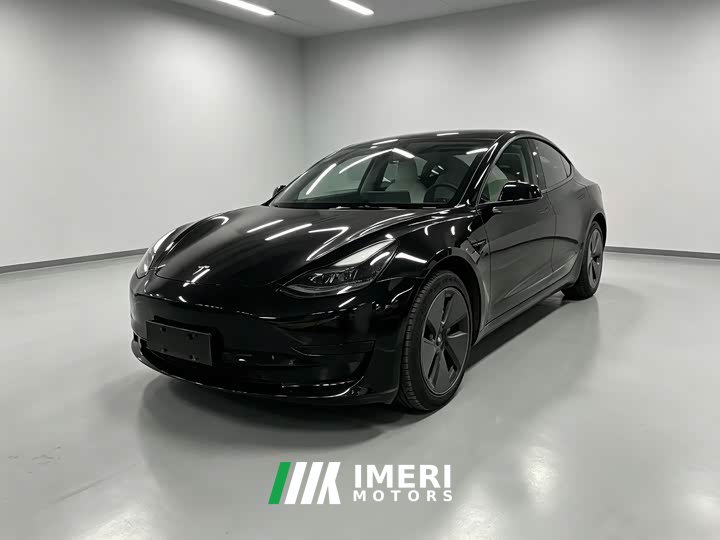 Tesla Model 3 Rear-Wheel Drive