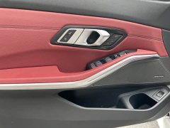 BMW 3 Series 325Li M Sport Night Edition Package - ფოტო 4