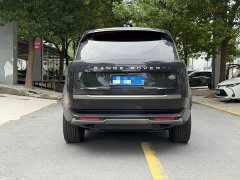 Land Rover Range Rover 3.0 L6 400PS Extended Wheelbase 7-Seater - ფოტო 16