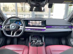 BMW 5 Series 530Li Luxury M Sport Package - ფოტო 5