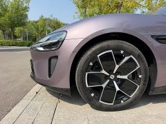 Xiaomi SU7 Rear-Wheel Drive Standard Founder Edition - ფოტო 18