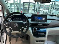 Buick GL8 Land Business Class Smart Edition - ფოტო 13