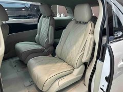 Buick GL8 Land Business Class Smart Edition - ფოტო 16