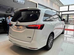 Buick GL8 Land Business Class Smart Edition - ფოტო 18