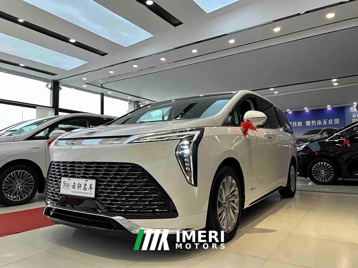 Buick Century 2.0T Six-Seat Yun Shi Edition