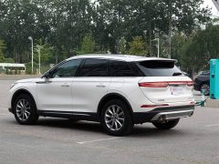 Lincoln Explorer 2.0T Two-Wheel Drive Premium - ფოტო 2