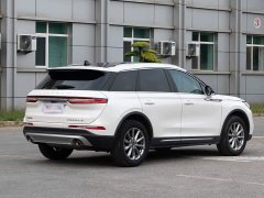 Lincoln Explorer 2.0T Two-Wheel Drive Premium - ფოტო 3