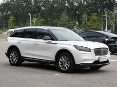 Lincoln Explorer 2.0T Two-Wheel Drive Premium - ფოტო 4