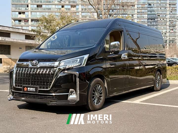 Toyota HIACE 2025 3.5L Camper Edition - ავტომობილი ჩინეთიდან