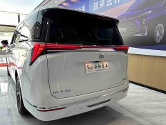 Buick GL8 Luxe Smart Comfort Edition - ფოტო 16