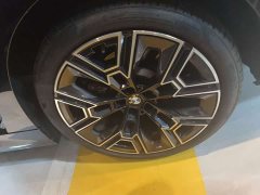 BMW 5 Series 530Li Luxury M Sport Package - ფოტო 12