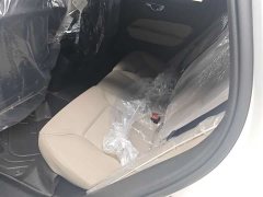 Volvo XC60 2026 B5 AWD Smart Luxury Edition - ფოტო 11