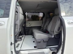 Toyota Sienna 2021 2.5L Hybrid Luxury - ფოტო 5
