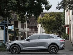 Aston Martin DBX 4.0T V8 - ფოტო 5