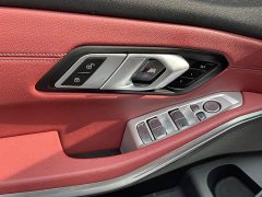 BMW 3 Series 325i M Sport Night Edition Package - ფოტო 4