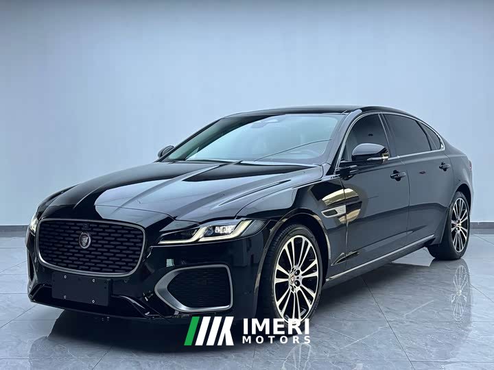 Jaguar XFL 2.0T P250 Two-Wheel Drive Luxury Edition