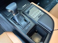 Lexus ES 200 Excellence Edition - ფოტო 14