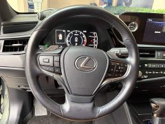Lexus ES 200 Excellence Edition - ფოტო 7